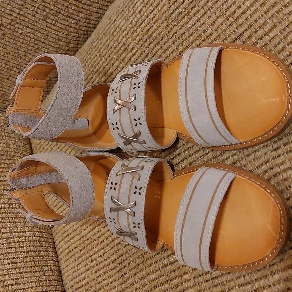 Nwot Frye & Co. Sandals